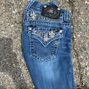 Miss Me Size 25